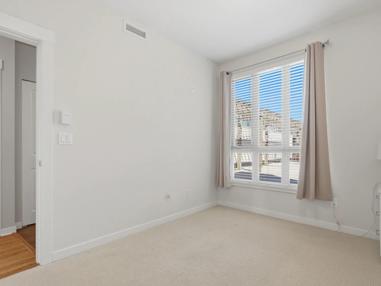 210-6077 London Road, Richmond, BC, V7E 0A7 - 19