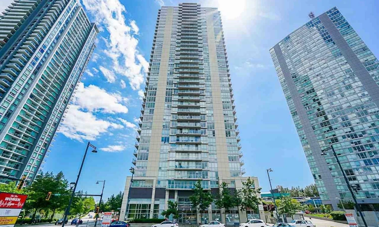 702-13688 100 Avenue