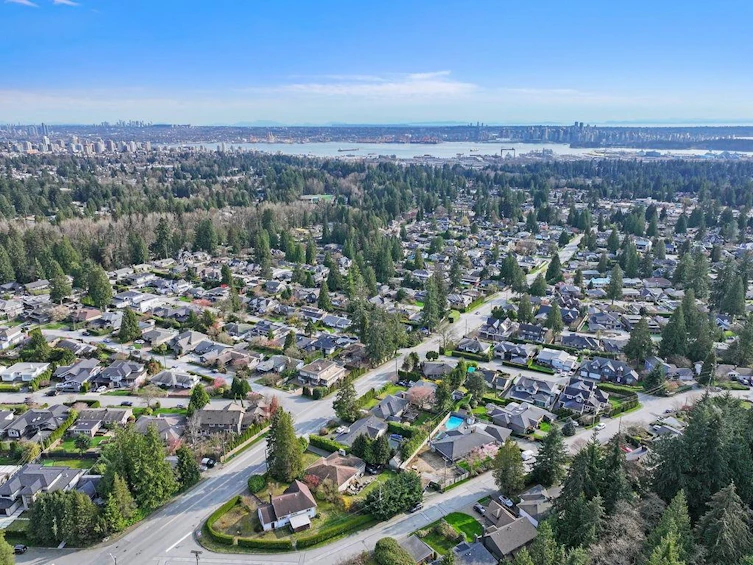 3955 Highland Boulevard, North Vancouver, BC, V7R 2Y7 - 18