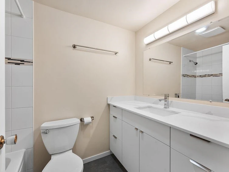 305-2025 W 2nd Avenue, Vancouver, BC, V6J 1J6 - 16