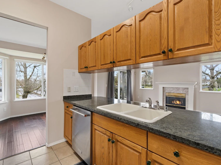 111-8972 Fleetwood Way, Surrey, BC, V3R 0T5 - 11
