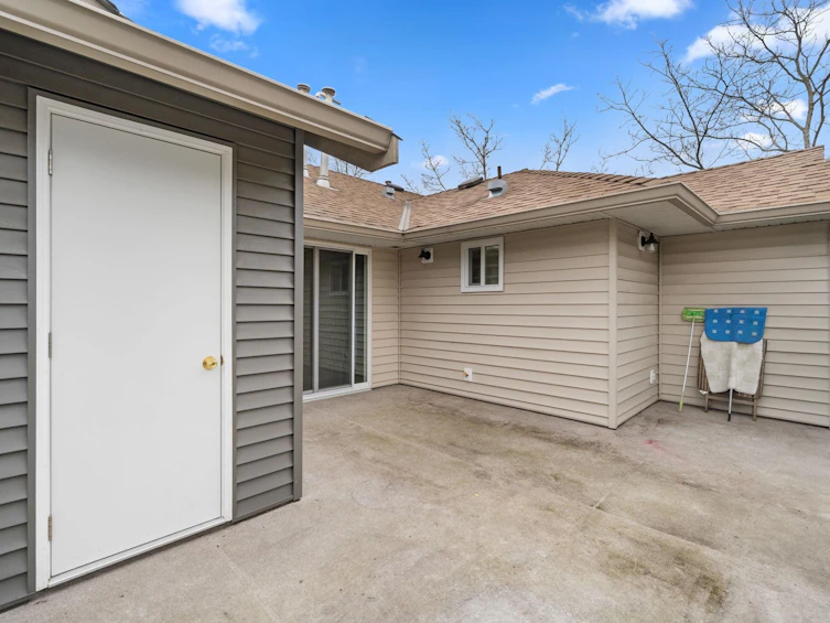 111-8972 Fleetwood Way, Surrey, BC, V3R 0T5 - 25