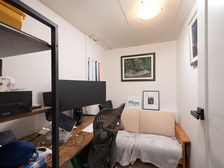 2063 W 10th Avenue, Vancouver, BC, V6J 0H1 - 14