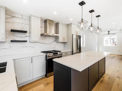 5455 Killarney Street - 4