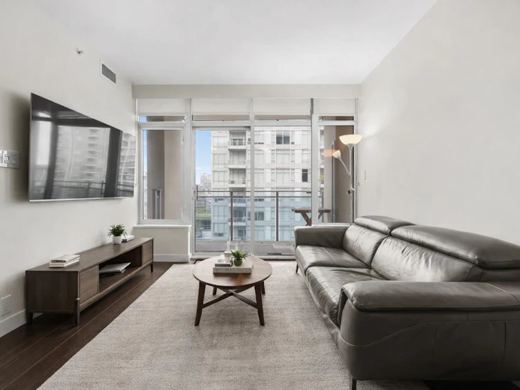 1107-111 E 1st Avenue, Vancouver, BC, V6A 0E9 - 3