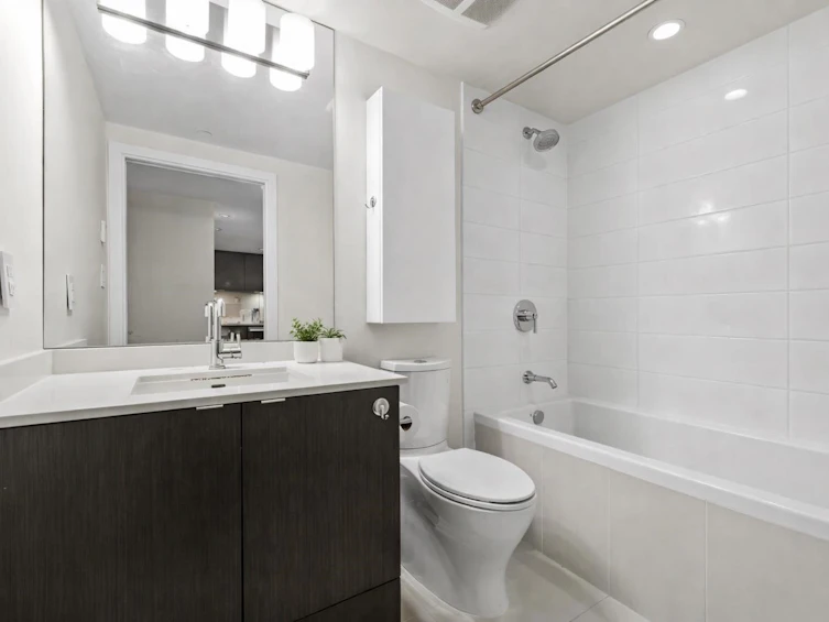 1107-111 E 1st Avenue, Vancouver, BC, V6A 0E9 - 11