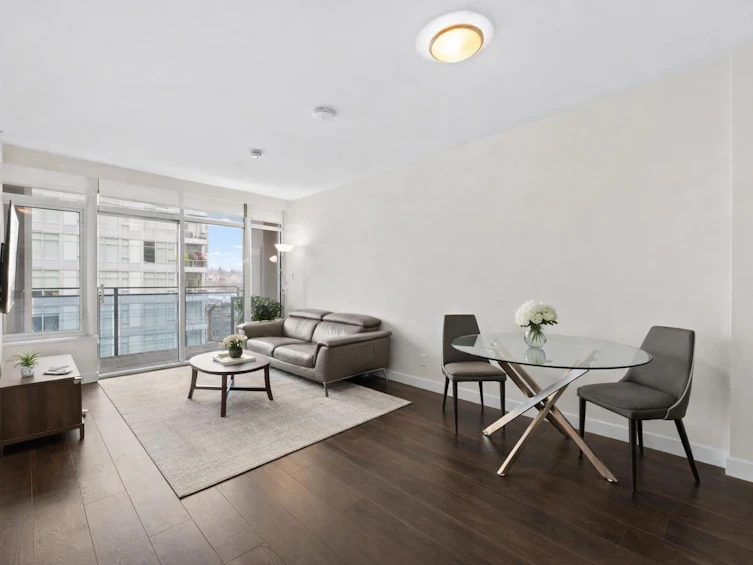 1107-111 E 1st Avenue, Vancouver, BC, V6A 0E9 - 4
