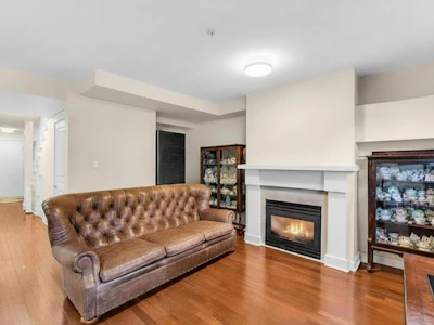 206-2071 W 42nd Avenue - 2