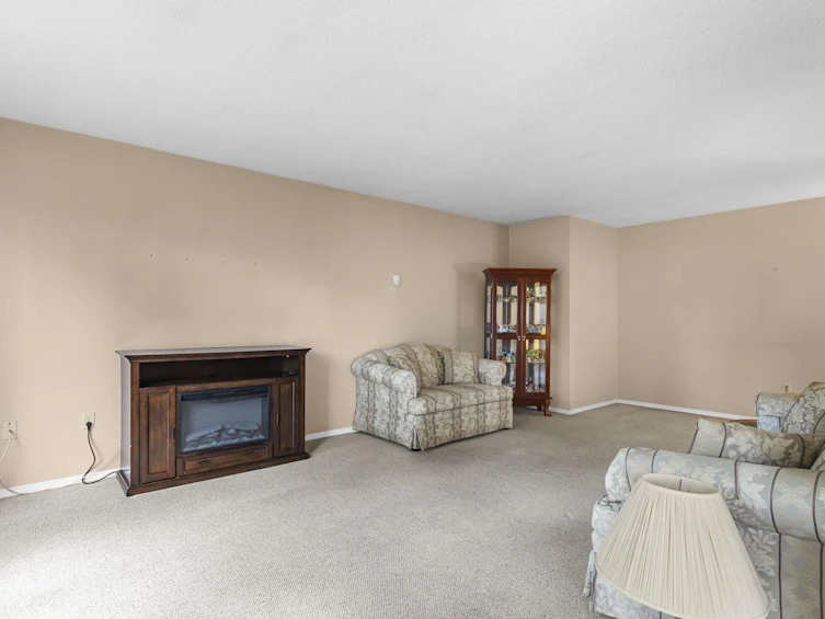 311-32175 Old Yale Road, Abbotsford, BC, V2T 2C8 - 9