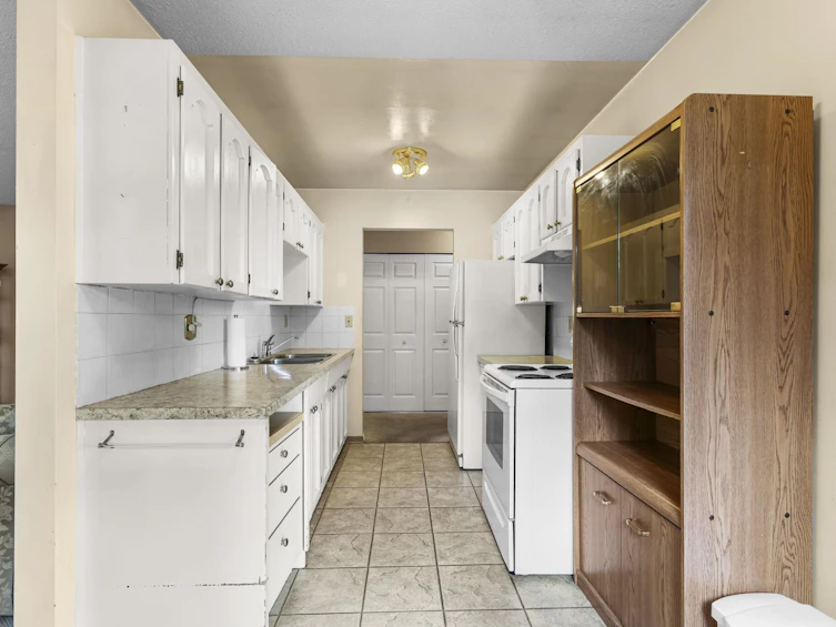 311-32175 Old Yale Road, Abbotsford, BC, V2T 2C8 - 11