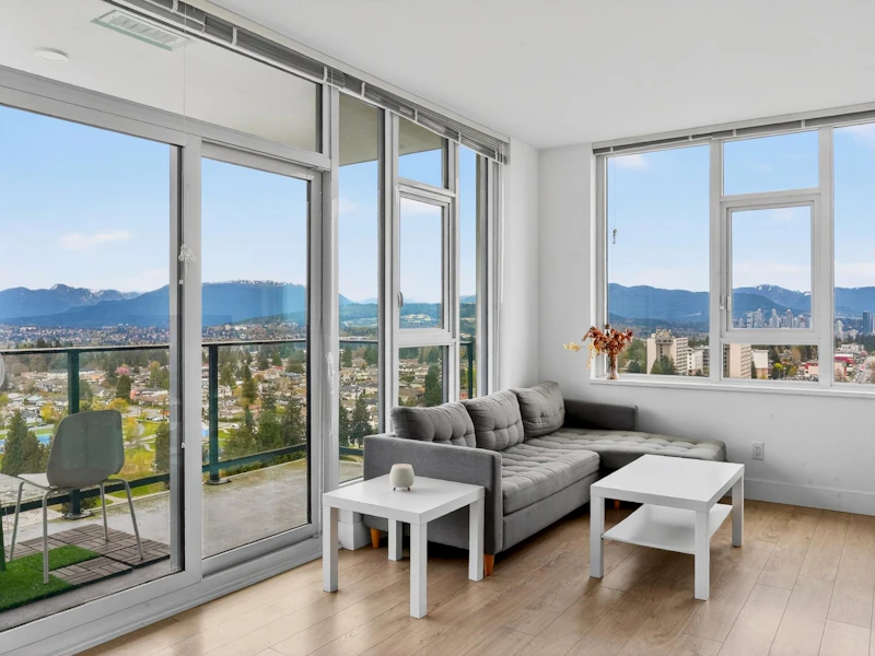 2205 - 7303 Noble Lane, Burnaby BC