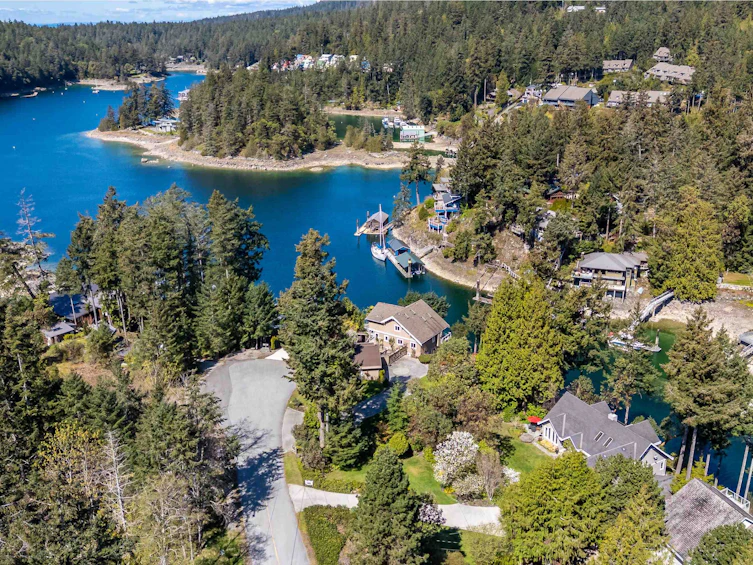 10040 Wescan Road, Halfmoon Bay, BC, V0N 1Y2 - 7