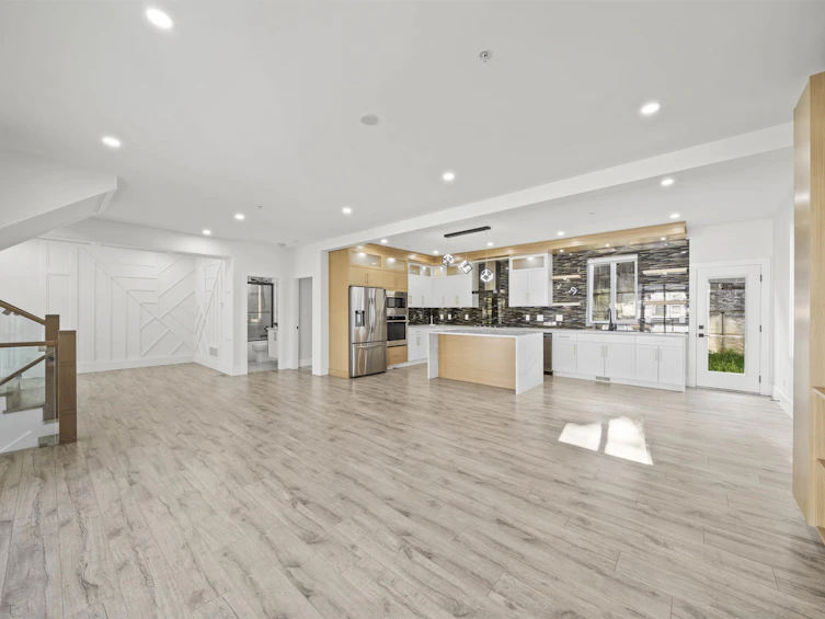 10500 Mcveety Street, Maple Ridge, BC, V2W 0K3 - 14