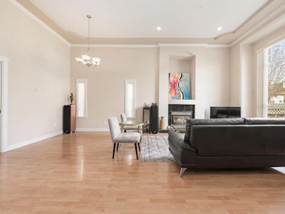 1351 Duthie Avenue - 5