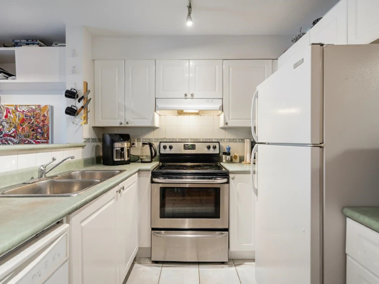 212-868 Kingsway, Vancouver, BC, V6V 3C3 - 9