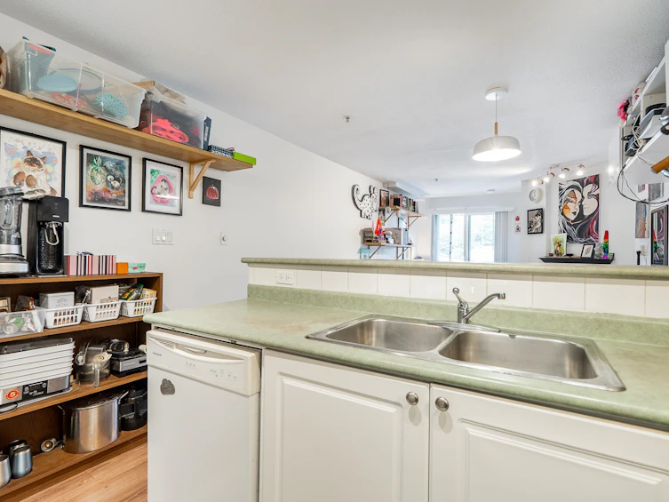 212-868 Kingsway, Vancouver, BC, V6V 3C3 - 7