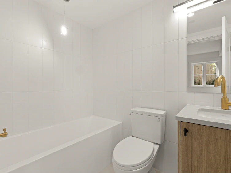 1-326 W 14th Street, North Vancouver, BC, V7M 1P6 - 19