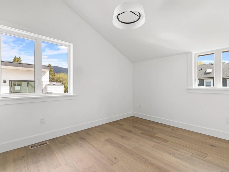 1-326 W 14th Street, North Vancouver, BC, V7M 1P6 - 9