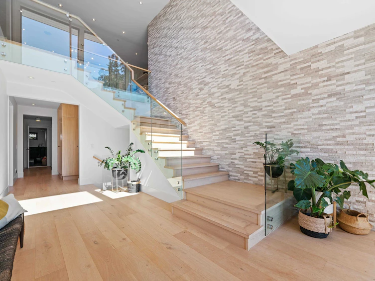 4701 Piccadilly South Road, West Vancouver, BC, V7W 1J8 - 4