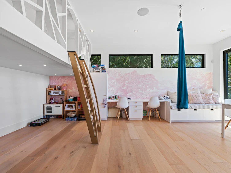 4701 Piccadilly South Road, West Vancouver, BC, V7W 1J8 - 28
