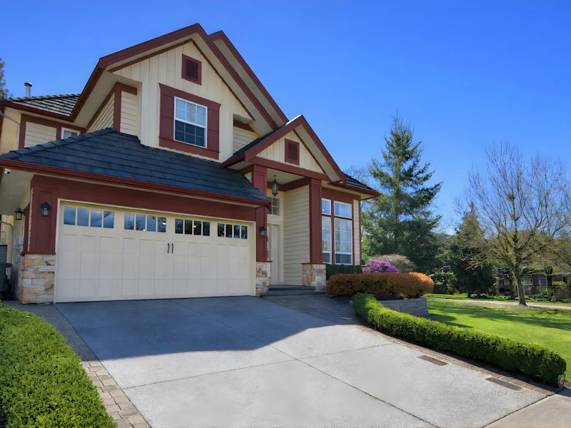 15430 34a Avenue, Surrey BC V3Z 2L3