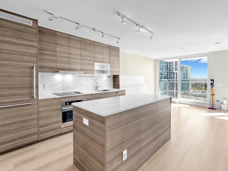 2812-13398 104 Avenue, Surrey, BC, V3T 1V6 - 5