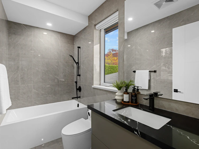 976 Melbourne Avenue, North Vancouver, BC, V7R 1N9 - 15