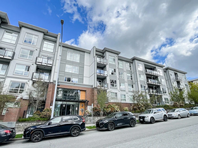 215-13733 107a Avenue, Surrey, BC, V3T 0B7 - 2