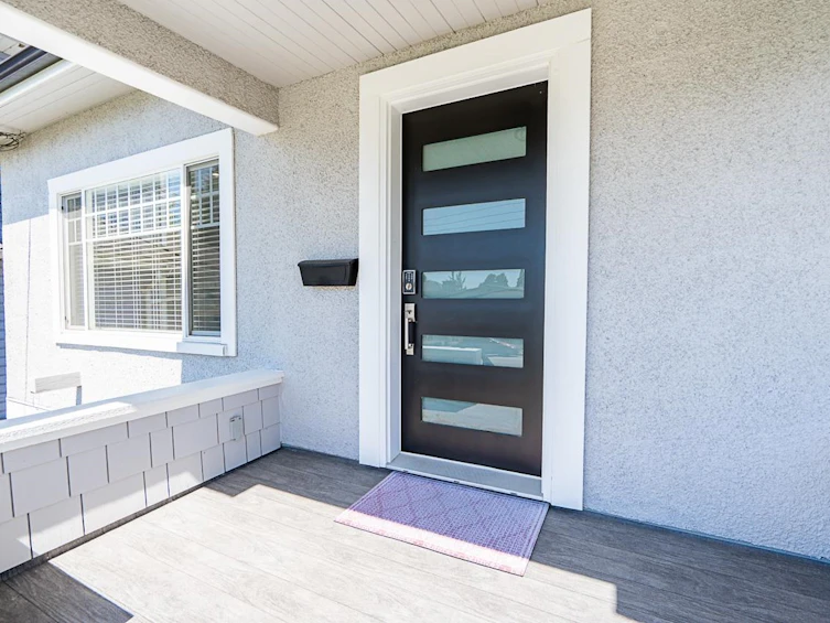 905 Edinburgh Street, New Westminster, BC, V3M 2V2 - 2