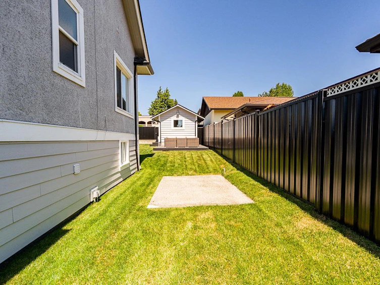 905 Edinburgh Street, New Westminster, BC, V3M 2V2 - 34