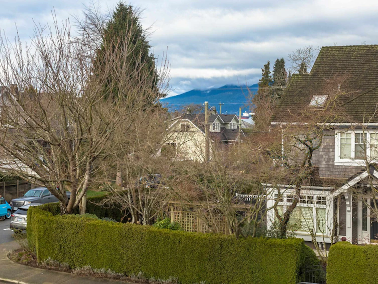 3086 W 2nd Avenue, Vancouver, BC, V6K 1K4 - 12