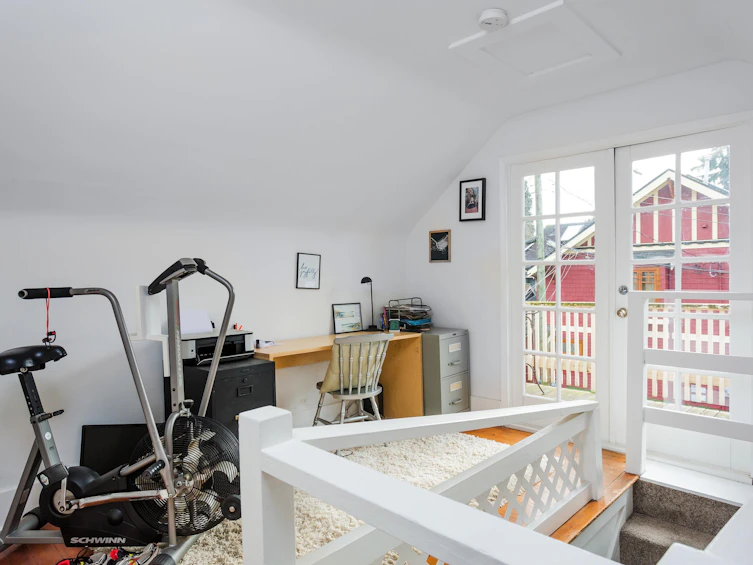 3086 W 2nd Avenue, Vancouver, BC, V6K 1K4 - 9