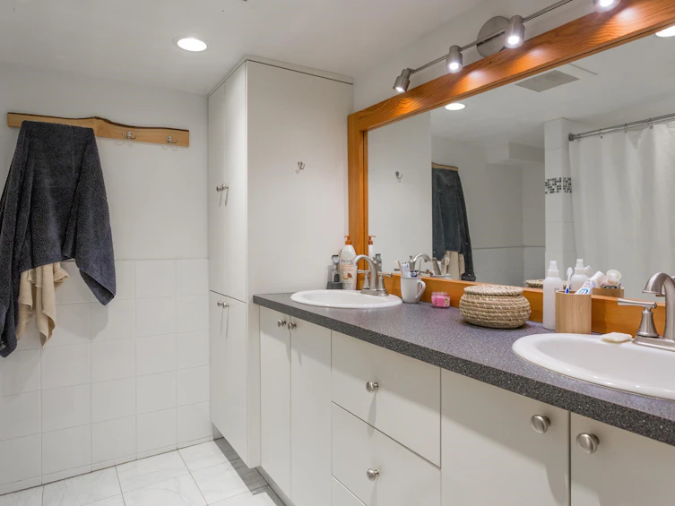 3086 W 2nd Avenue, Vancouver, BC, V6K 1K4 - 20