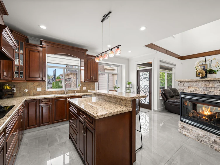 14444 82a Avenue, Surrey, BC, V3S 2L9 - 10