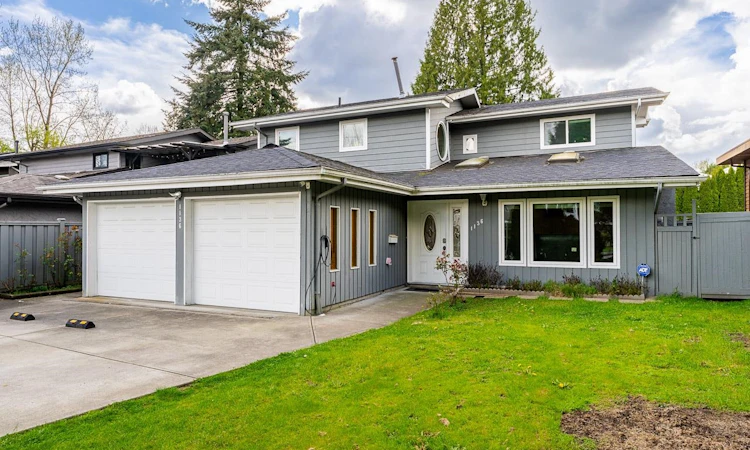 1136 Lansdowne Drive