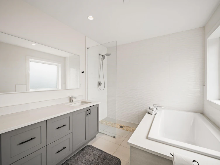 3128 Graveley Street, Vancouver, BC, V5K 3K6 - 15