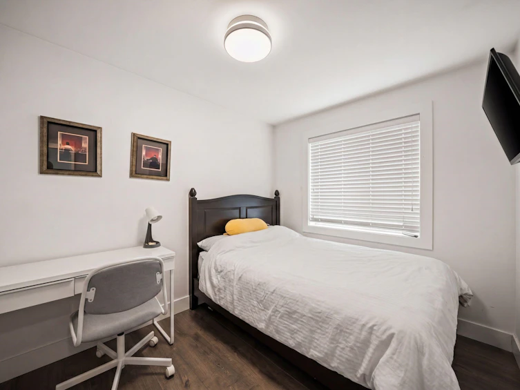3128 Graveley Street, Vancouver, BC, V5K 3K6 - 26