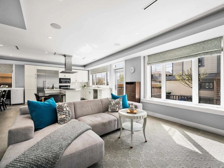 3128 Graveley Street, Vancouver, BC, V5K 3K6 - 10