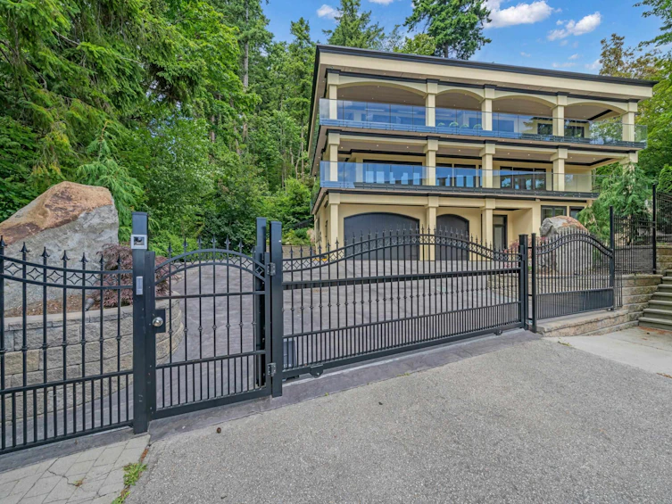 1349 Anderson Street, Surrey, BC, V4B 3P4
