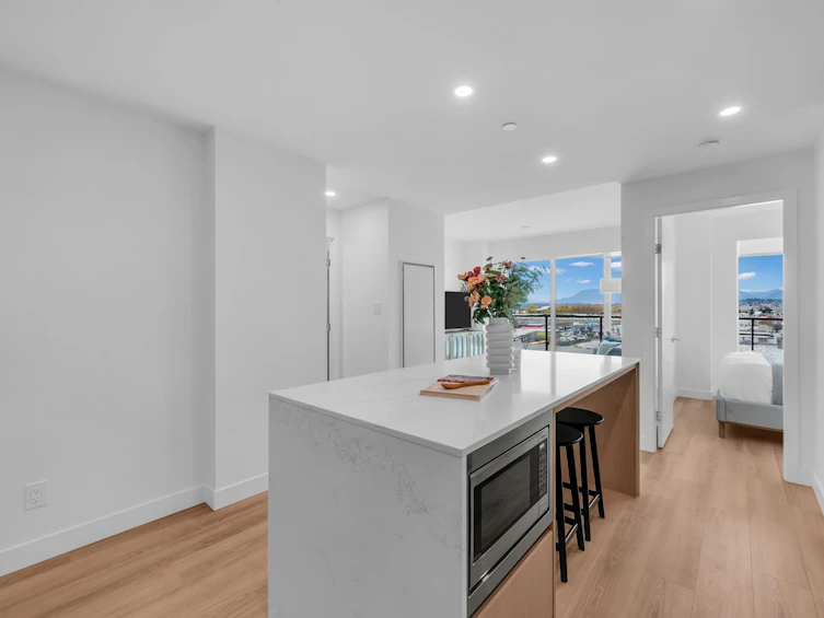 801-5593 No. 3 Road, Richmond, BC, V6X 0X6 - 5