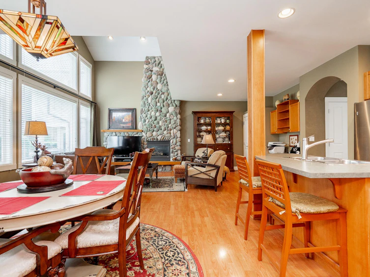 1899 Parkway Boulevard, Coquitlam, BC, V3E 3L5 - 5