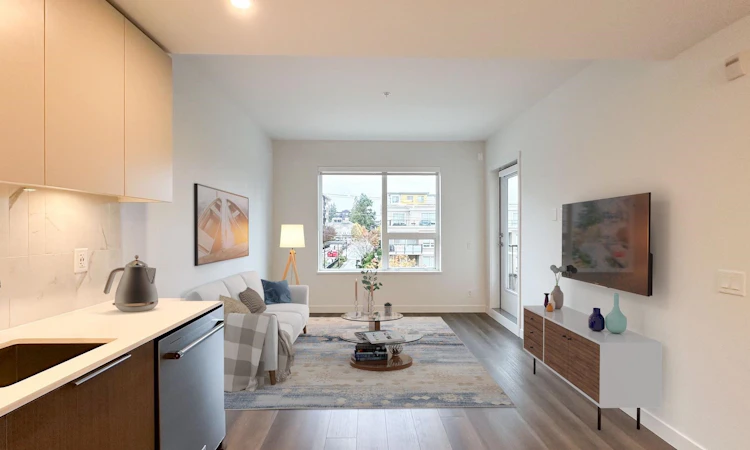 309-645 Como Lake Avenue