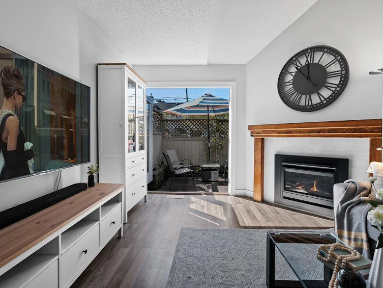 26-230 W 15th Street, North Vancouver, BC, V7M 1S2 - 6