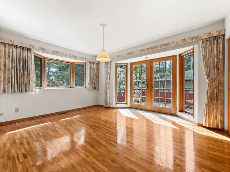 4589 Ramsay Road, North Vancouver, BC, V7K 2N6 - 25