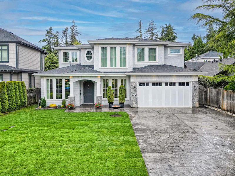 13171 15a Avenue, Surrey BC V4A 1M4
