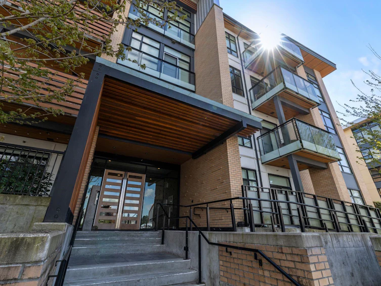 309-300 Salter Street, New Westminster, BC, V3M 0L9 - 25