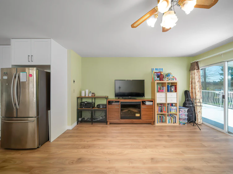 11 Harbour Place, Port Moody, BC, V3H 4J8 - 10
