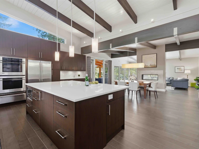 672 E St James Road, North Vancouver, BC, V7N 1L6 - 30