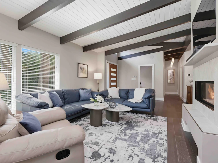 672 E St James Road, North Vancouver, BC, V7N 1L6 - 16