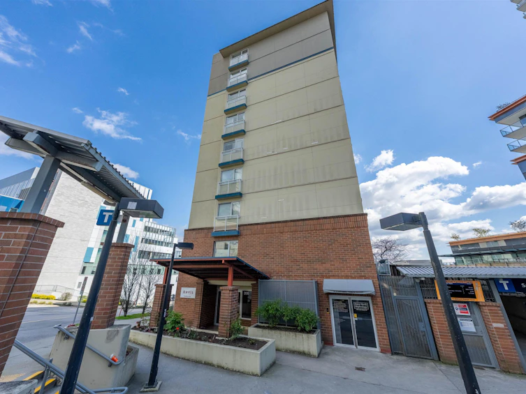 910-200 Keary Street, New Westminster, BC, V3L 0A6 - 37